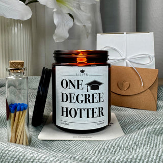 Duftkerze "ONE DEGREE HOTTER"