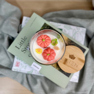 Pumpkin-Spice-Duftkerze mit individuellem Wunschtext im Glas